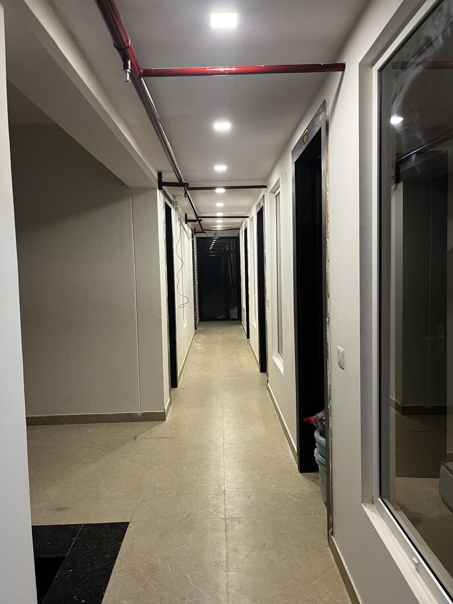 Roomquet Comfort Inn Prayagraj Bagian luar foto